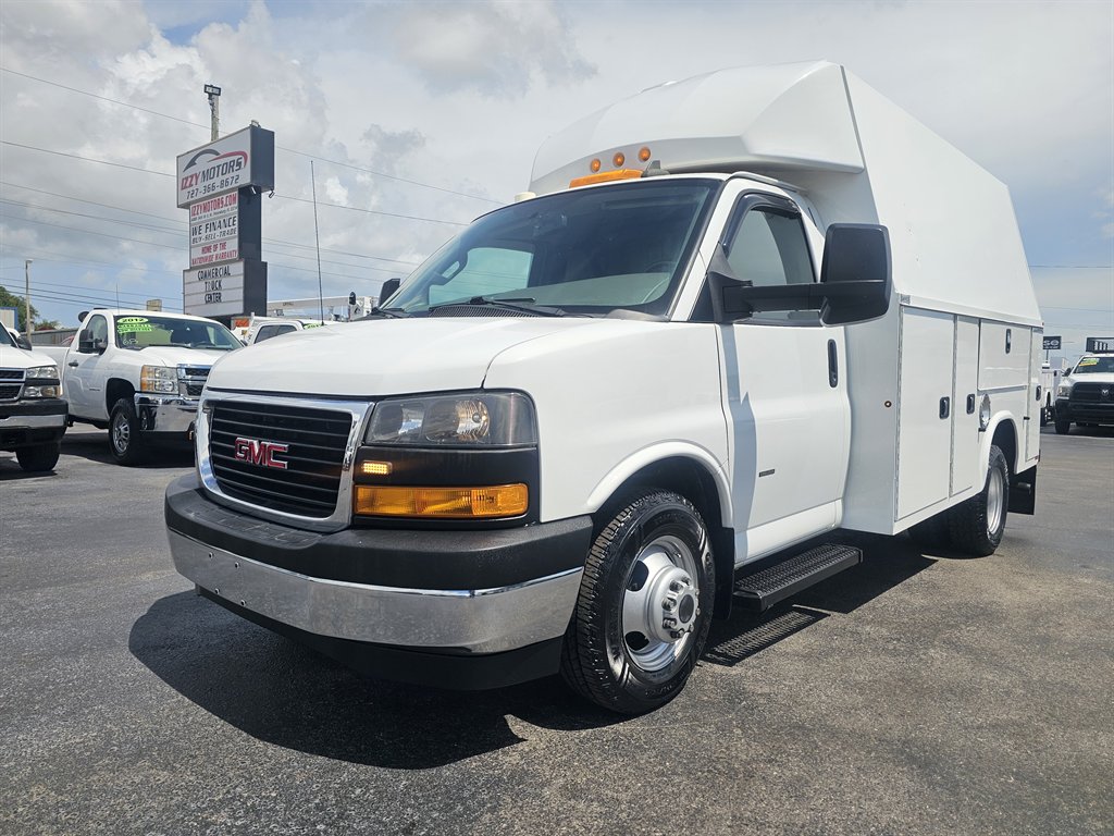 gmc savana cutaway 2018 1GD37RCG5J1241811 image gmc savana cutaway 2018 1GD37RCG5J1241811 image